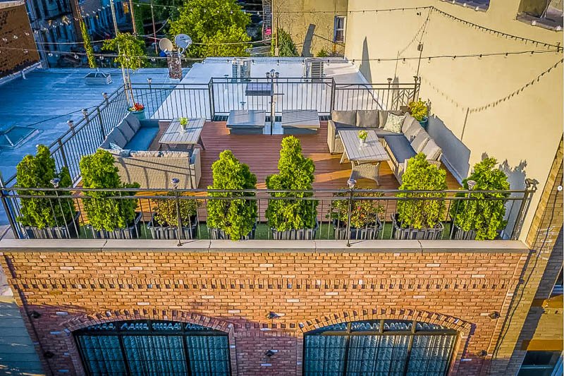 Looking to rent a penthouse in NYC? This loft in Ridgewood has got you covered.