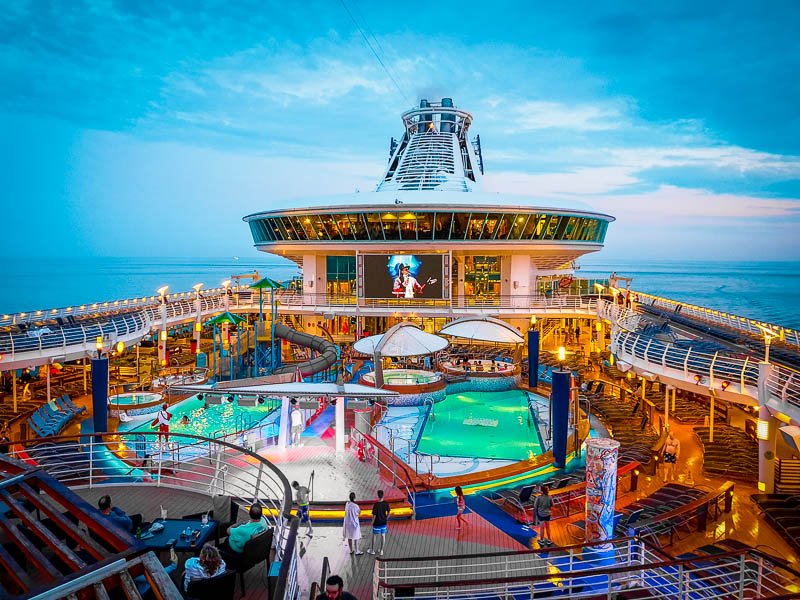 Royal Caribbean cruises offer onboard entertainment that is unparalleled. 